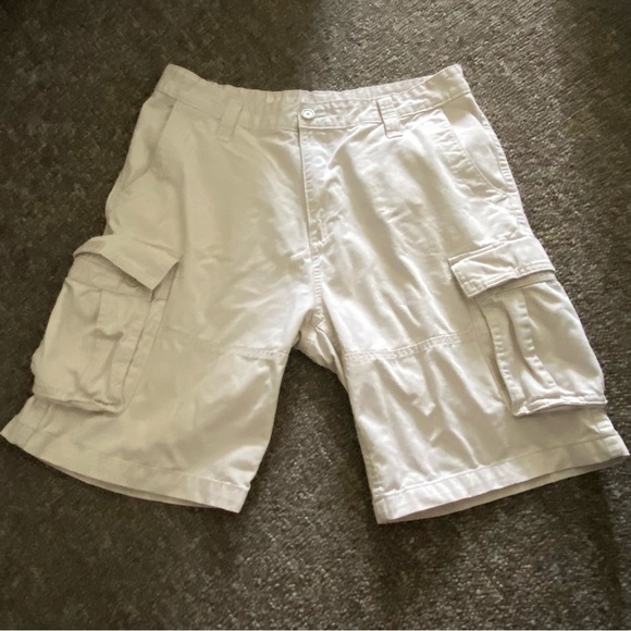 Nautica Shorts Mens Size 36W‎ Cargo White Button Fly Zip Cotton Pockets - Picture 1 of 10